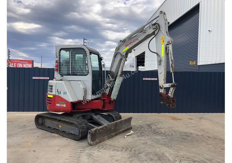 caption TAKEUCHI TB138FR AIRCON CAB EXCAVATOR S/N: 104