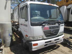 2006 Nissan UD MKB215 - Wrecking - Stock ID 1573 - picture0' - Click to enlarge
