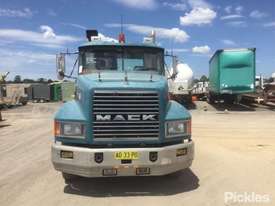 2004 Mack CH Fleet-Liner - picture1' - Click to enlarge