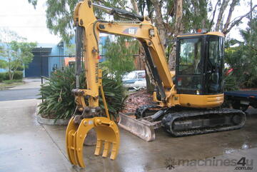 GARDNER ENGINEERING - 5 Tine mechanical Grab