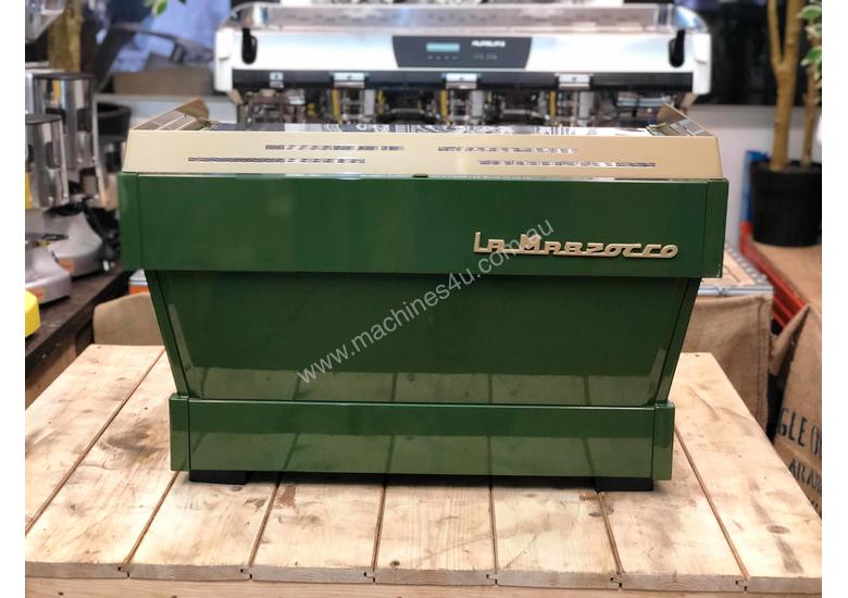 Click to view full size photos LA MARZOCCO LINEA PB 2 GROUP CUSTOM GREEN & GOLD ESPRESSO COFFEE MACHINE