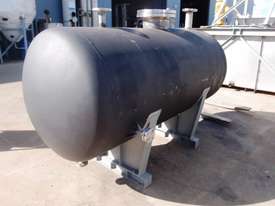 Pressure Vessel (Stainless Steel), Capacity: 1,600Lt - picture1' - Click to enlarge