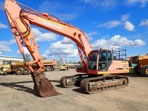 Doosan DX300LC Excavator