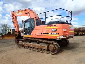 Doosan DX300LC Excavator - picture0' - Click to enlarge