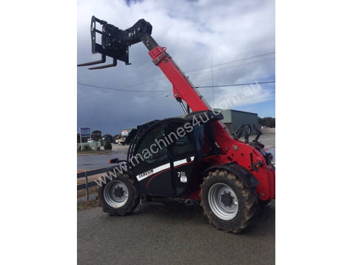 Faresin Compact 730 FWA/4WD Tractor