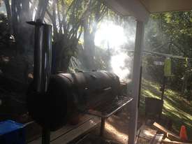 Texas Style BBQ Smoker - picture0' - Click to enlarge