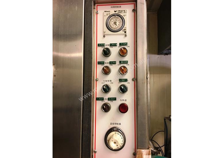 Used 1996 Tf140 Taiwan Electric Heated Steriliser Dryer Air Force