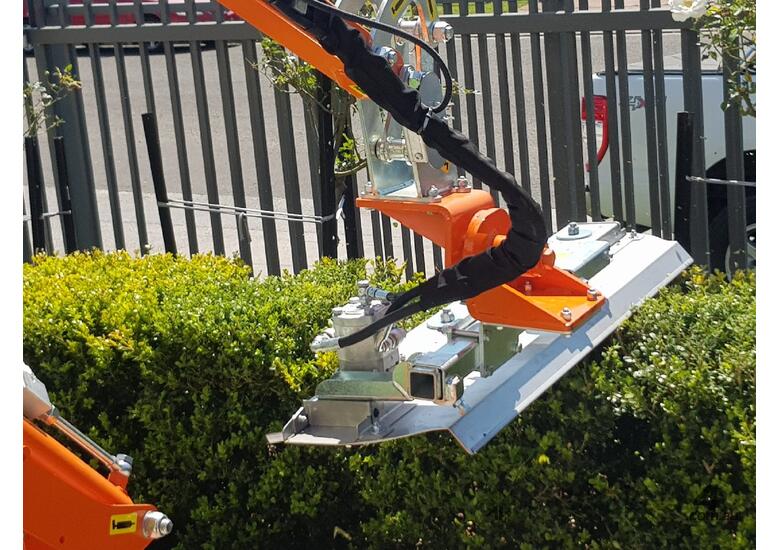 caption Rinieri BRM Hedge Cutter Arm with 4 Disc Cutter Head (1,400 mm)