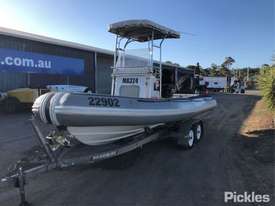 2009 Cobia Boats Enforcer - picture2' - Click to enlarge