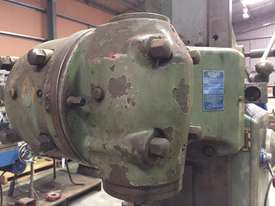 Used Dufour Model 624C Universal Milling Machine - picture1' - Click to enlarge