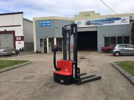 1.2 Ton Electric Stacker Pallet - picture0' - Click to enlarge