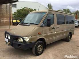 2006 Mercedes Benz Sprinter - picture2' - Click to enlarge