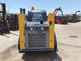 Clearance - Gehl RT165 compact track loader - picture1' - Click to enlarge