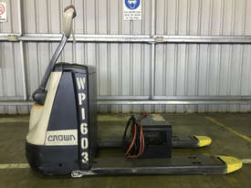 Crown WP2320 Pallet Jack Jack/Lifting - picture0' - Click to enlarge