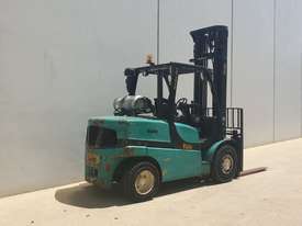 5.0T LPG Counterbalance Forklift - picture1' - Click to enlarge
