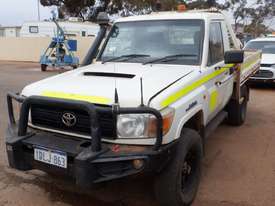 Toyota 2010 Landcruiser Ute - picture0' - Click to enlarge