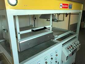 Vacuum/Thermoforming Machine Semi-Automatic - picture0' - Click to enlarge
