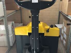 Pallet Mover - Battery Electric  - picture0' - Click to enlarge