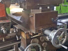 2000 Hankook Protec 1100x10000 Heavy Duty Lathe - picture2' - Click to enlarge