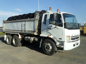 Mitsubishi Fighter 6×4 Tipper for Hire - picture1' - Click to enlarge