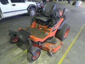 Kubota ZD1211 - picture1' - Click to enlarge