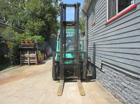 Mitsubishi 3.5 ton LPG good Used Forklift #CS252 - picture1' - Click to enlarge