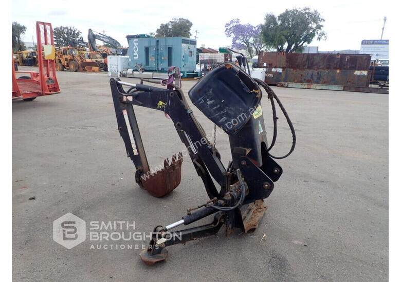 Used KANGA HOE MINI LOADER BACKHOE ATTACHMENT Backhoe Attachments in