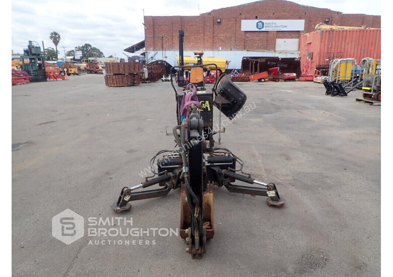 Used KANGA HOE MINI LOADER BACKHOE ATTACHMENT Backhoe Attachments in