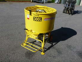 NEW BMAC TOOLS ELECTRIC 300LITRE SCREED MIXER - picture0' - Click to enlarge