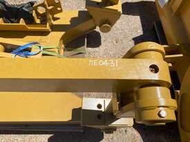 Caterpillar D6 Multi Shank Rippers  - picture0' - Click to enlarge