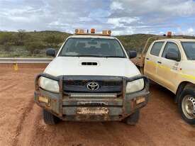 Toyota Hilux KUN26R - picture1' - Click to enlarge