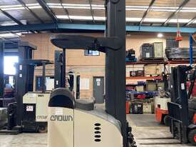 Crown  Deep Reach Truck 6m 1.5ton Great Battery Stand Up Sit Down SS - picture2' - Click to enlarge