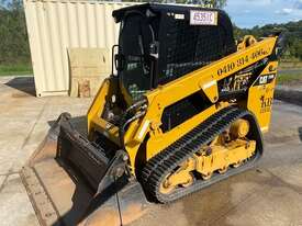2015 Caterpillar 249D - picture2' - Click to enlarge