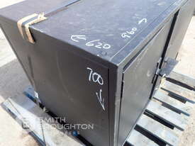 BLACK METAL STORAGE BOX - picture1' - Click to enlarge