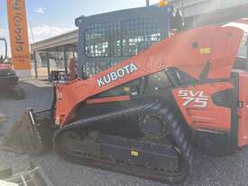 Kubota SVL75 Skid Steer Loader - picture2' - Click to enlarge