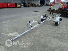 CUSTOM BUILT SINGLE AXLE BOAT TRAILER - picture2' - Click to enlarge