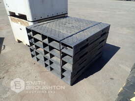 PALLET COMPRISING OF PARKING BARRIERS, 5 X PALSTIC PALLETS & 2 X TUBS - picture1' - Click to enlarge