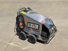 *** IN STOCK *** Hynox 200-21 - Hot Water Electric High Pressure Cleaner - picture0' - Click to enlarge