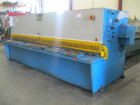 4 metre x 6mm Hydraulic Guillotine - picture0' - Click to enlarge