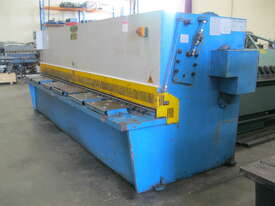 4 metre x 6mm Hydraulic Guillotine - picture1' - Click to enlarge