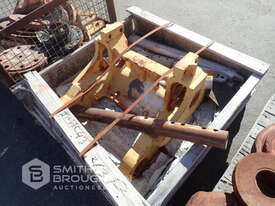 3 X PALLETS COMPRISING OF MACHINE PARTS - picture0' - Click to enlarge