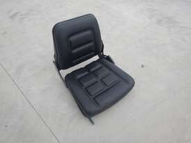 Unused Forklift Seat - picture0' - Click to enlarge