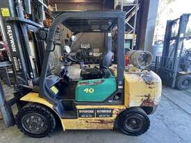 4 Tonne Komatsu Forklift For Sale - picture1' - Click to enlarge