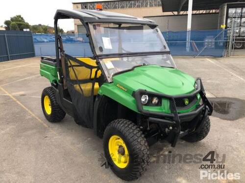 2018 John Deere XUV560E