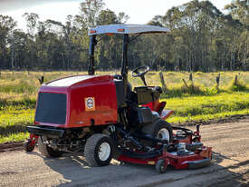 Toro GroundsMaster 4000 D Wide Area mower Lawn Equipment - picture2' - Click to enlarge