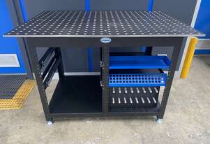 Siegmund Workstation with tool wall and shelf