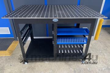 Siegmund Workstation with tool wall and shelf