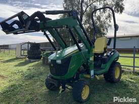 2013 John Deere 1025R - picture0' - Click to enlarge