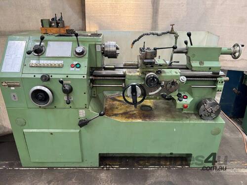 caption WMW Heckert - Mickromat DLZ315 x 500 tool room lathe