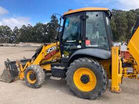 JCB 3CX Backhoe Loader - picture0' - Click to enlarge